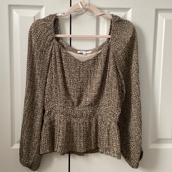 DR2 Tops - DR 2 Dress Blouse